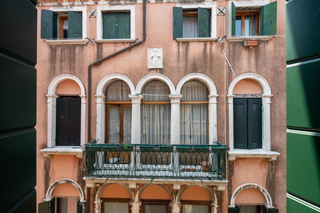 San Polo Canal View Apartments By Wonderful Italy Venecia Exterior foto